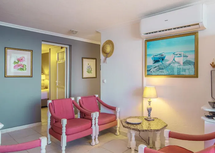 Casa Do Cais 卡列塔